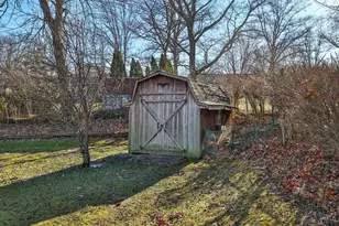 10022 Lakeside Dr, Springfield Township, OH 45231 - Photo 42