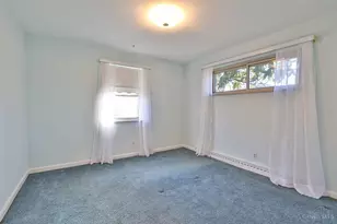 10022 Lakeside Dr, Springfield Township, OH 45231 - Photo 24