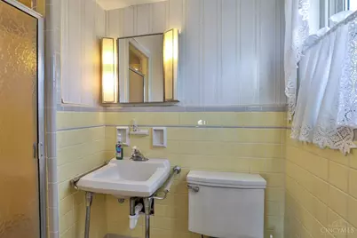 10022 Lakeside Drive, Cincinnati, OH 45231 - Photo 22