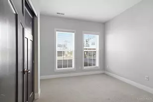 121 Lowe Ln, Dayton, OH 45402 - Photo 6