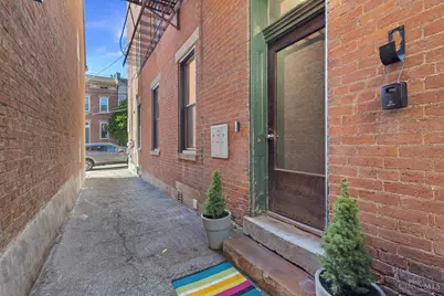 1716 Highland Avenue #2, Cincinnati, OH 45202 - Photo 2