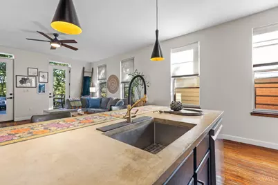 1716 Highland Avenue #2, Cincinnati, OH 45202 - Photo 8