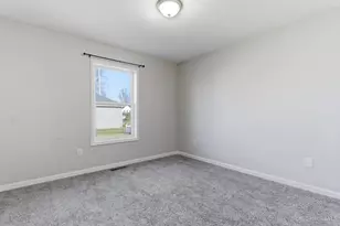 910 Vine St, Washington Court House, OH 43160 - Photo 20