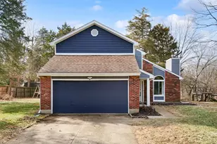 6039 Edna Oaks Ct, Miami Township, OH 45459 - Photo 2