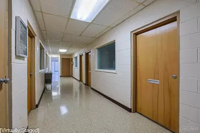 1172 W Galbraith Road, Springfield Township, OH 45231 - Photo 16