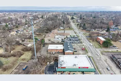 1172 W Galbraith Road, Springfield Township, OH 45231 - Photo 32