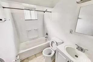 7227 Bernard Ave, Cincinnati, OH 45231 - Photo 8