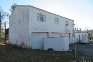 113 S Graham St, Sardinia, OH 45171 - Photo 2