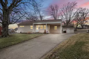 75 Berkshire Ct, Hamilton, OH 45013 - Photo 1