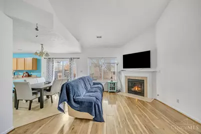 501 Meadowview Place, Trenton, OH 45067 - Photo 4