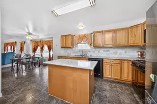 4904 Brooke Hill Ct, Liberty Township, OH 45011 - Photo 18
