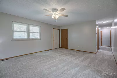 5720 Lake Circle Drive, Fairfield, OH 45014 - Photo 4