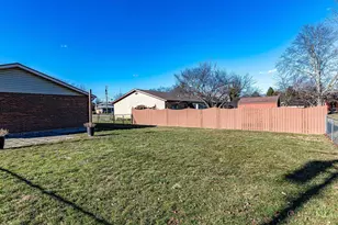 5720 Lake Cir Dr, Fairfield, OH 45014 - Photo 26