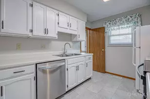 5720 Lake Cir Dr, Fairfield, OH 45014 - Photo 10