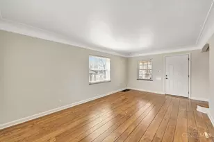 3264 Ashwood Dr, Cincinnati, OH 45213 - Photo 8