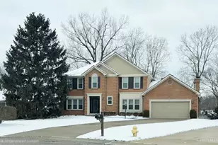 7512 Fawnmeadow Ln, Sharonville, OH 45241 - Photo 1