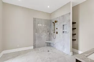 5751 Sanctuary Pl, Cincinnati, OH 45230 - Photo 36