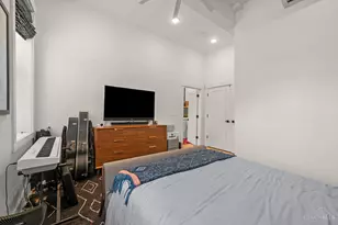 1909 Race St, Cincinnati, OH 45202 - Photo 14