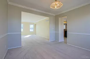 3670 Centurion Dr, Cincinnati, OH 45211 - Photo 10