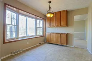 3670 Centurion Dr, Cincinnati, OH 45211 - Photo 12