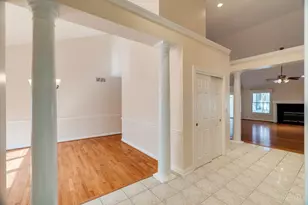 8372 Benton Ridge Ln, Cincinnati, OH 45255 - Photo 6