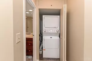 2444 Madison Rd, Cincinnati, OH 45208 - Photo 24