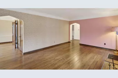 3830 Drakewood Drive, Cincinnati, OH 45209 - Photo 4