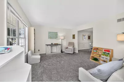 1068 Beacon Way Court, Hamilton Township, OH 45039 - Photo 8