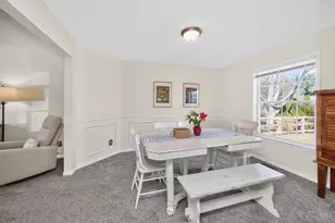 1068 Beacon Way Ct, Hamilton Township, OH 45039 - Photo 12