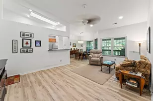 11971 Olde Dominion Dr, Symmes Township, OH 45249 - Photo 4