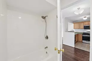 2200 Victory Pkwy, Cincinnati, OH 45206 - Photo 10