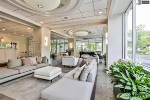 2200 Victory Pkwy, Cincinnati, OH 45206 - Photo 20