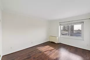 2200 Victory Pkwy, Cincinnati, OH 45206 - Photo 14