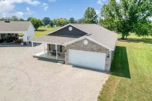 118 Tupelo Dr, Franklin Township, OH 45171 - Photo 4