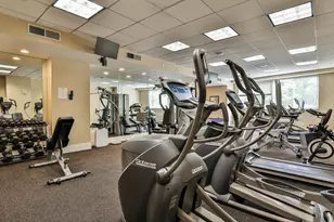 2200 Victory Pkwy, Cincinnati, OH 45206 - Photo 40