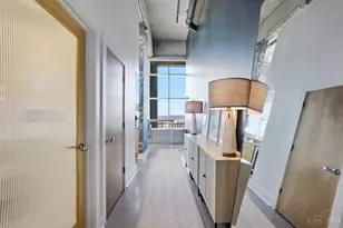 353 W 4th St, Cincinnati, OH 45202 - Photo 16