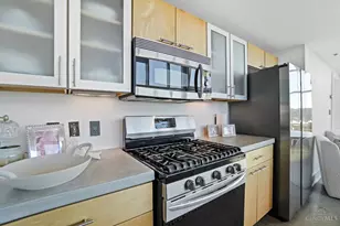 353 W 4th St, Cincinnati, OH 45202 - Photo 26