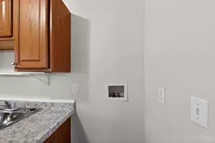 8771 Desoto Dr, Springfield Township, OH 45231 - Photo 22