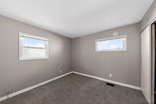 8771 Desoto Dr, Springfield Township, OH 45231 - Photo 18