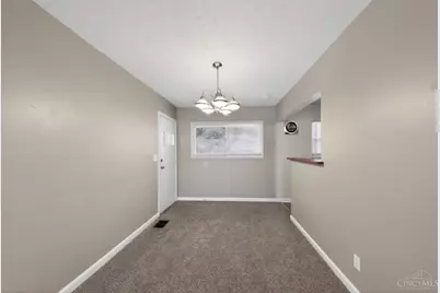 8771 Desoto Drive, Springfield Township, OH 45231 - Photo 4