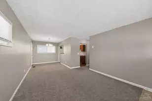 8771 Desoto Dr, Springfield Township, OH 45231 - Photo 10