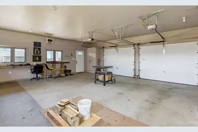 1634 Hine Road, Ross Township, OH 45013 - Photo 38