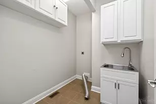 1646 Fairway Crest, Miami Township, OH 45140 - Photo 28