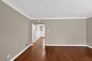 5104 Lillian Dr, Cincinnati, OH 45237 - Photo 10