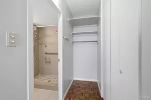 2401 Ingleside Ave, Cincinnati, OH 45206 - Photo 22