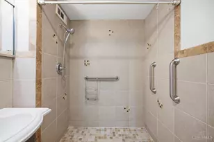 2401 Ingleside Ave, Cincinnati, OH 45206 - Photo 24