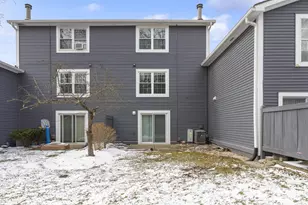 8158 Clove Hitch Ct, Maineville, OH 45036 - Photo 2