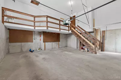 560 Blackhawk Trail, Miami Township, OH 45140 - Photo 28