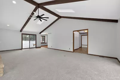 560 Blackhawk Trail, Miami Township, OH 45140 - Photo 10