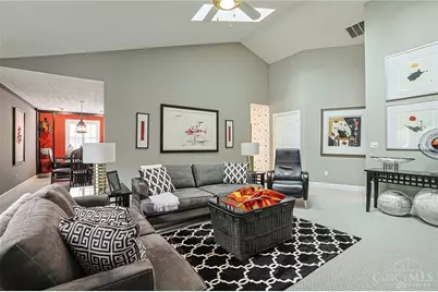 735 Chaucer, Tipp City, OH 45371 - Photo 8